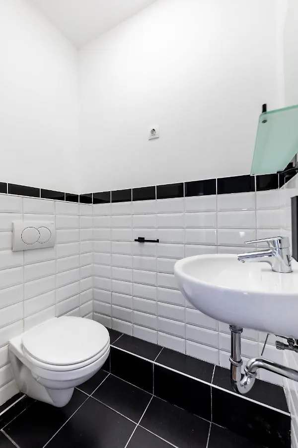 Adagio Downtown Rooms بودابست فندق