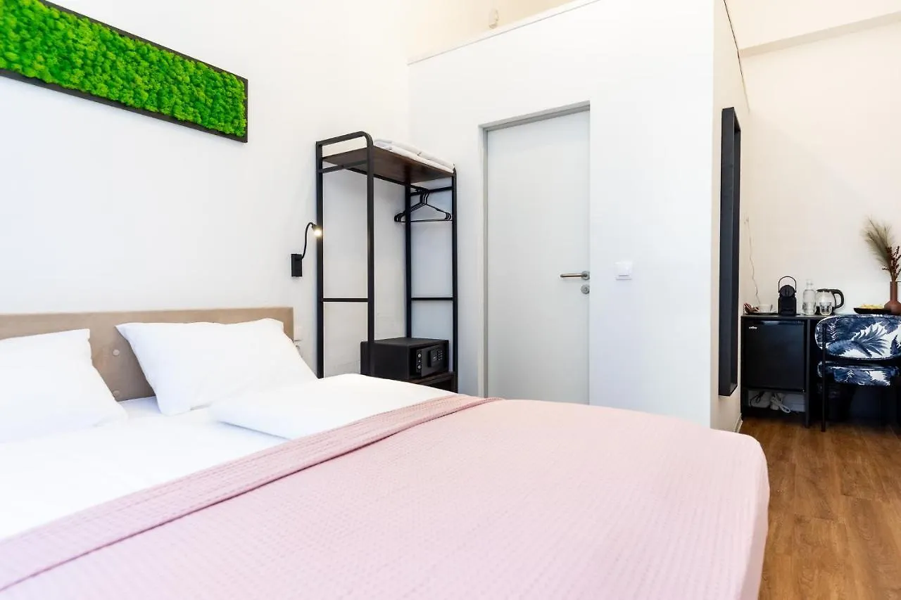 *** فندق Adagio Downtown Rooms بودابست المجر