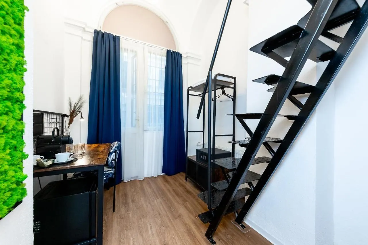 فندق Adagio Downtown Rooms بودابست