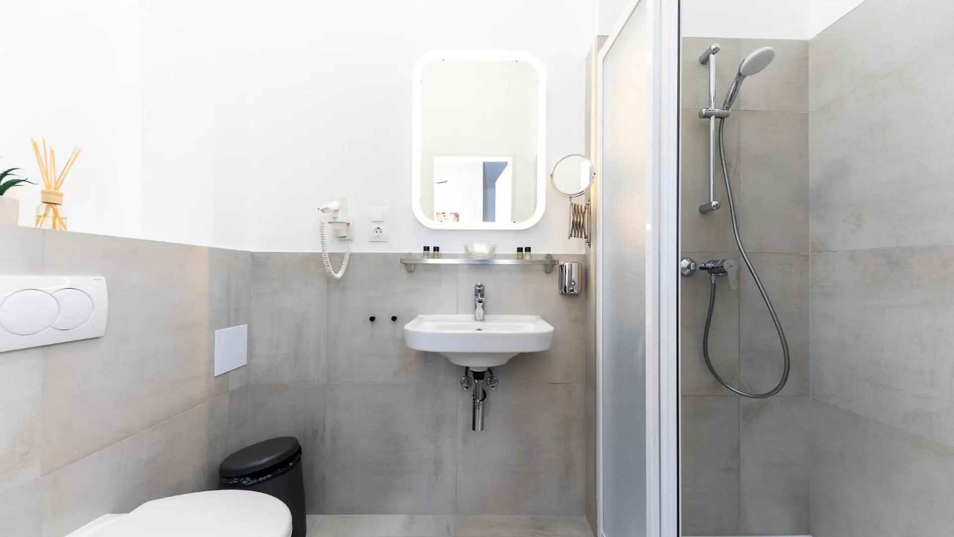 Adagio Downtown Rooms بودابست 3*,  المجر