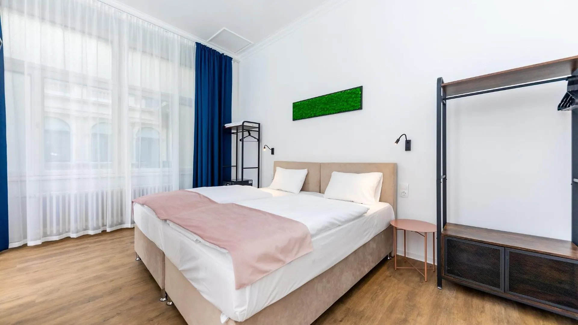 فندق Adagio Downtown Rooms بودابست